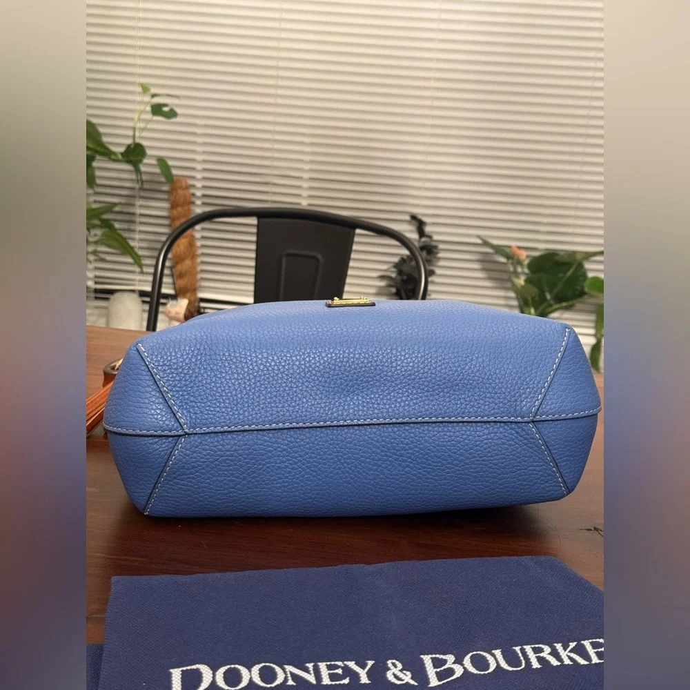 Dooney and Bourke pebble grain Twist Strap Hobo in azure. - Picture 2 of 10